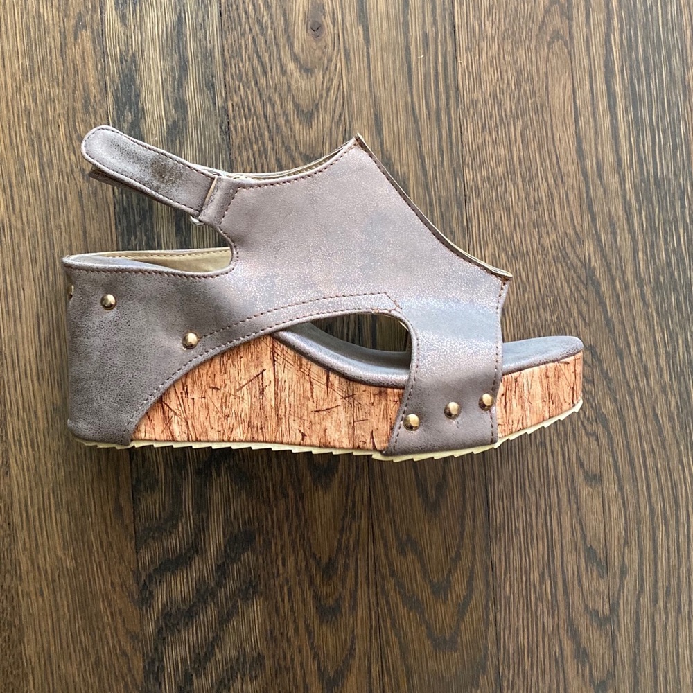 Wedges - Picture 2 of 3